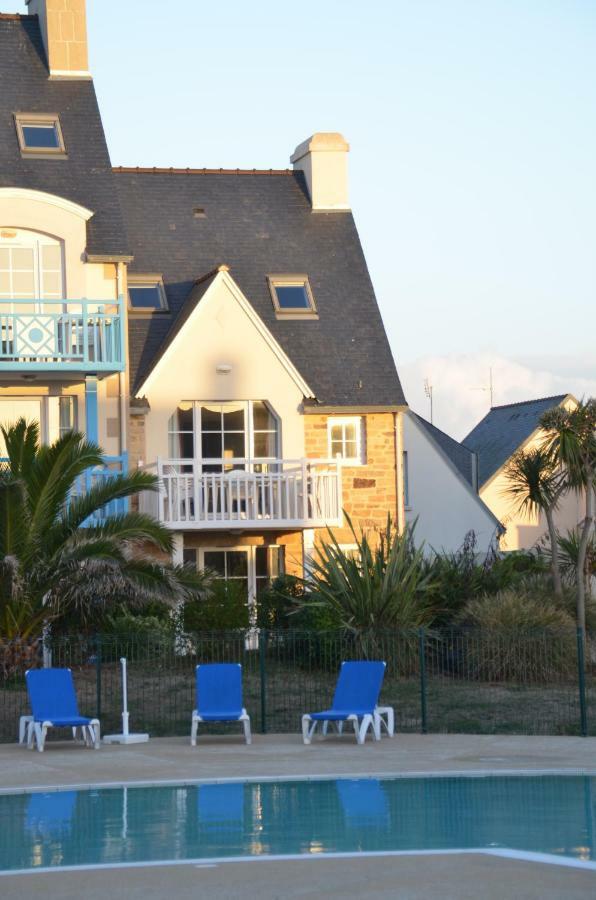 Vacances A L Ocean - T4 Grand Balcon Tout Confort - Wifi Et Parking Gratuits - Mer Plage Piscine A Environ 25 M - Centre Ville, Tous Commerces, Marche, Et Port A 10 Minutes A Pied En Longeant La Mer Guilvinec Kültér fotó