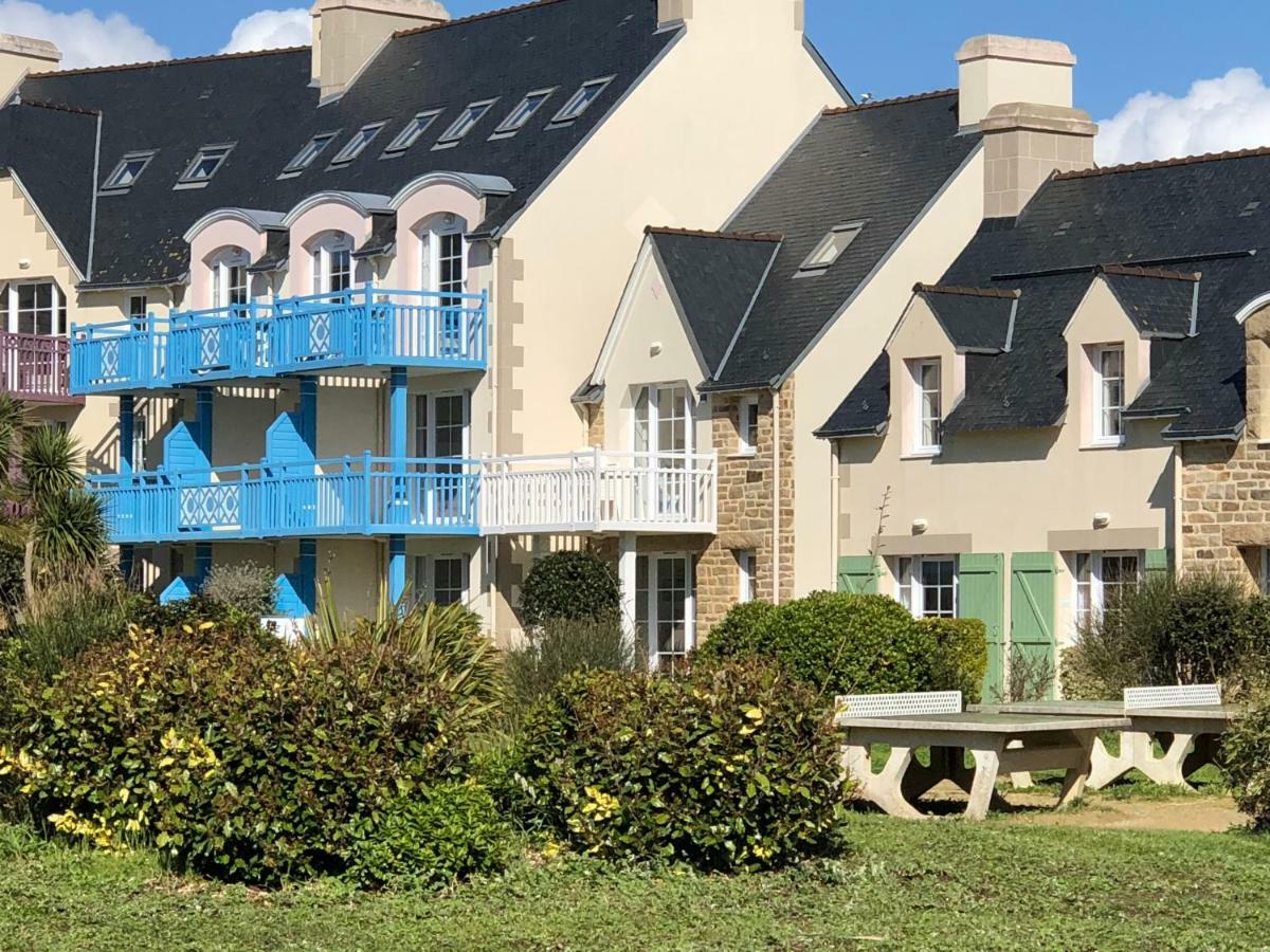 Vacances A L Ocean - T4 Grand Balcon Tout Confort - Wifi Et Parking Gratuits - Mer Plage Piscine A Environ 25 M - Centre Ville, Tous Commerces, Marche, Et Port A 10 Minutes A Pied En Longeant La Mer Guilvinec Kültér fotó